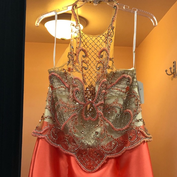 NWT ORANGE AND NUDE DRESS - Picture 2 of 6